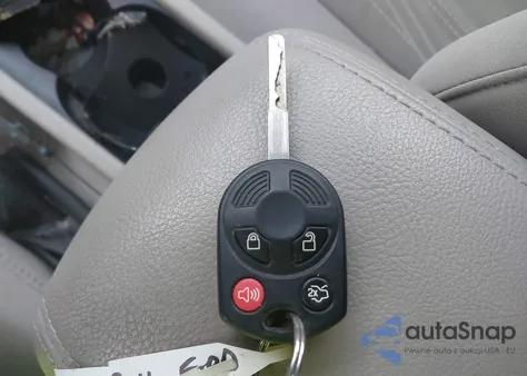 2016 Ford Focus Se z USA, uszkodzony, nr VIN 1FADP3F22GL300421